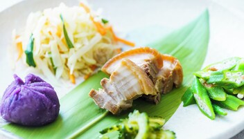 Alimentos y bebidas
