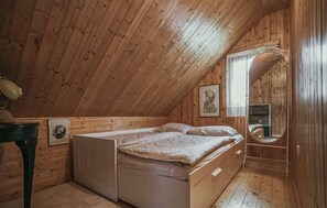 5 habitaciones, tabla de planchar con plancha y cuna de viaje 