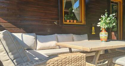Maison confortable de 5 chambres Ă .