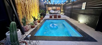 Tropical House Leon | Private Pool, Hammock Patio & Lounge