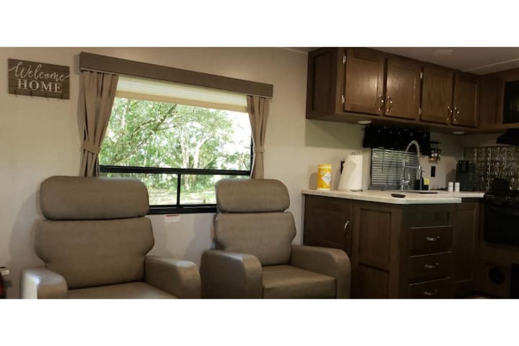 Gorgeous-1 Bed RV. The Villages-Lady Lake-Ocala.