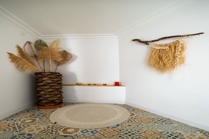 Design Condo, 3 Bedrooms, Terrace, City View | Private kitchen