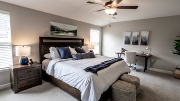3 bedrooms, desk, travel crib, free WiFi