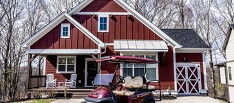 Tennessee Cabin w Hot Tub and Boating Access.