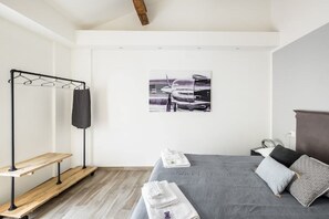 1 chambre, literie fournie