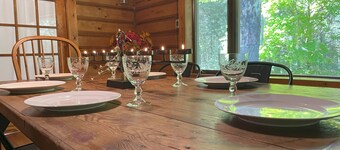 Family and Friends Retreat: Relax and Reconnect in Private Cabin in the Forest