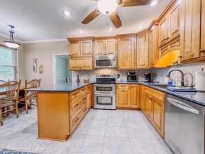 Fridge, microwave, oven, stovetop - Southern Oasis  (North Augusta)