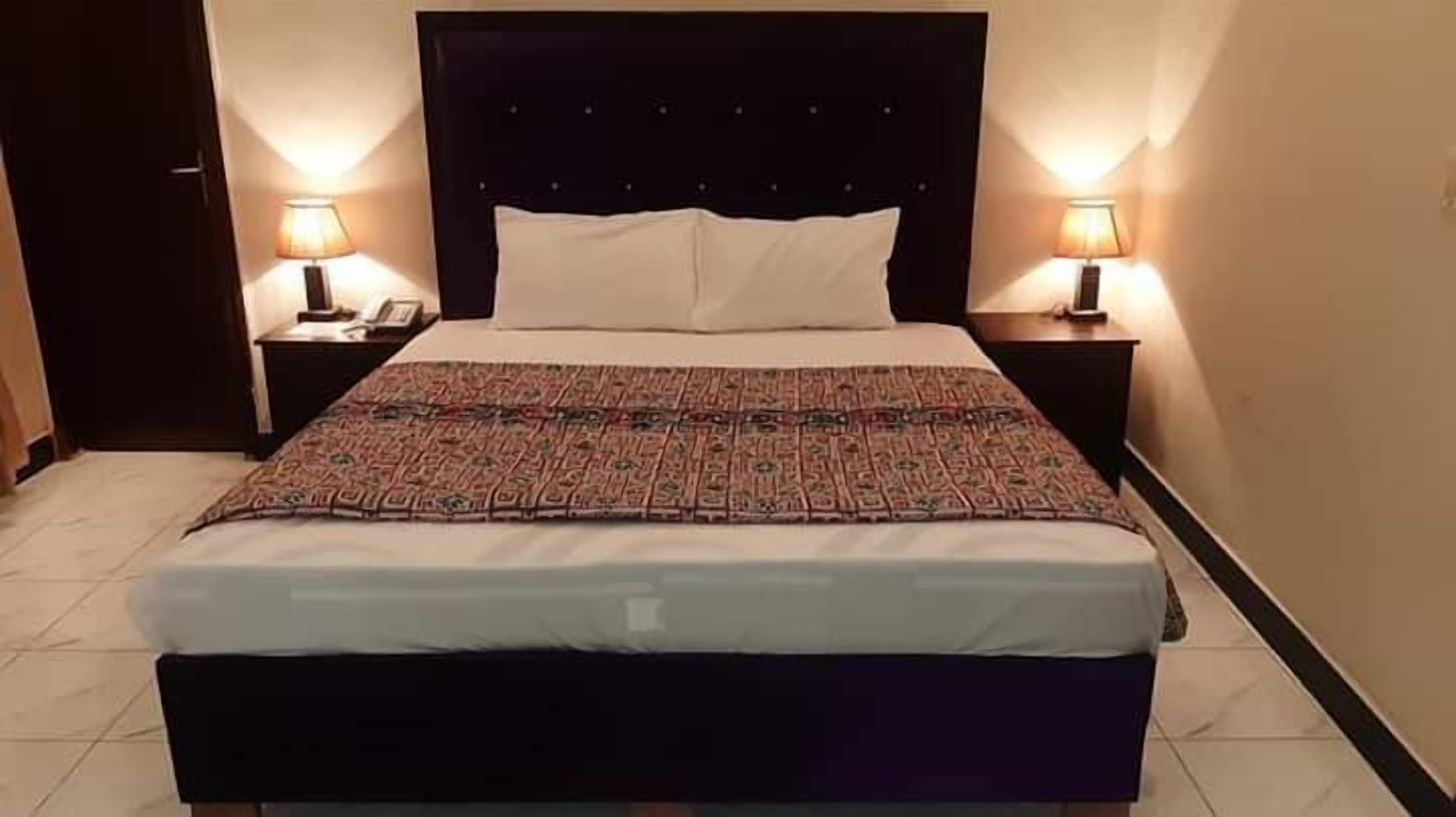 comfort double room single use | 1 bedroom, blackout curtains, free wifi