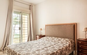 4 bedrooms, free WiFi
