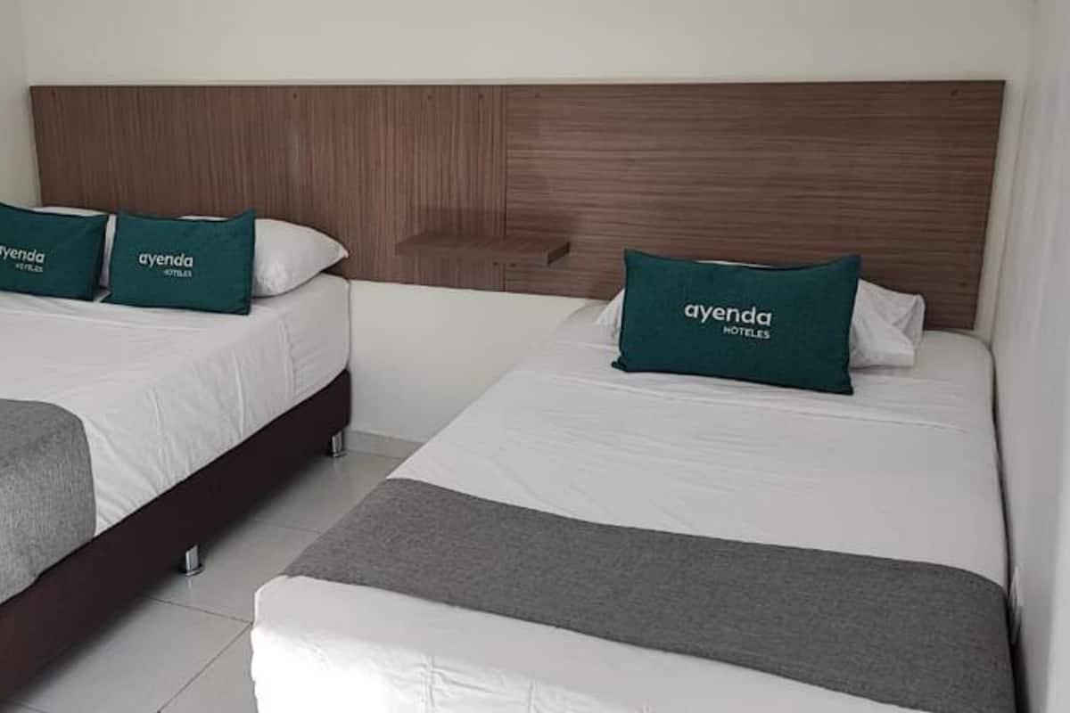 Tripla Standard | Ferro/asse da stiro, Wi-Fi gratuito, lenzuola