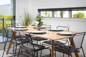 تناول الطعام