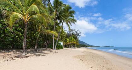 Kewarra Beach King Bed 4BR House; Pool, BBQ, Dog Friendly