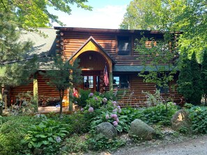 Exterior - East Bay Lake House - Secluded and Rustic (Traverse City)