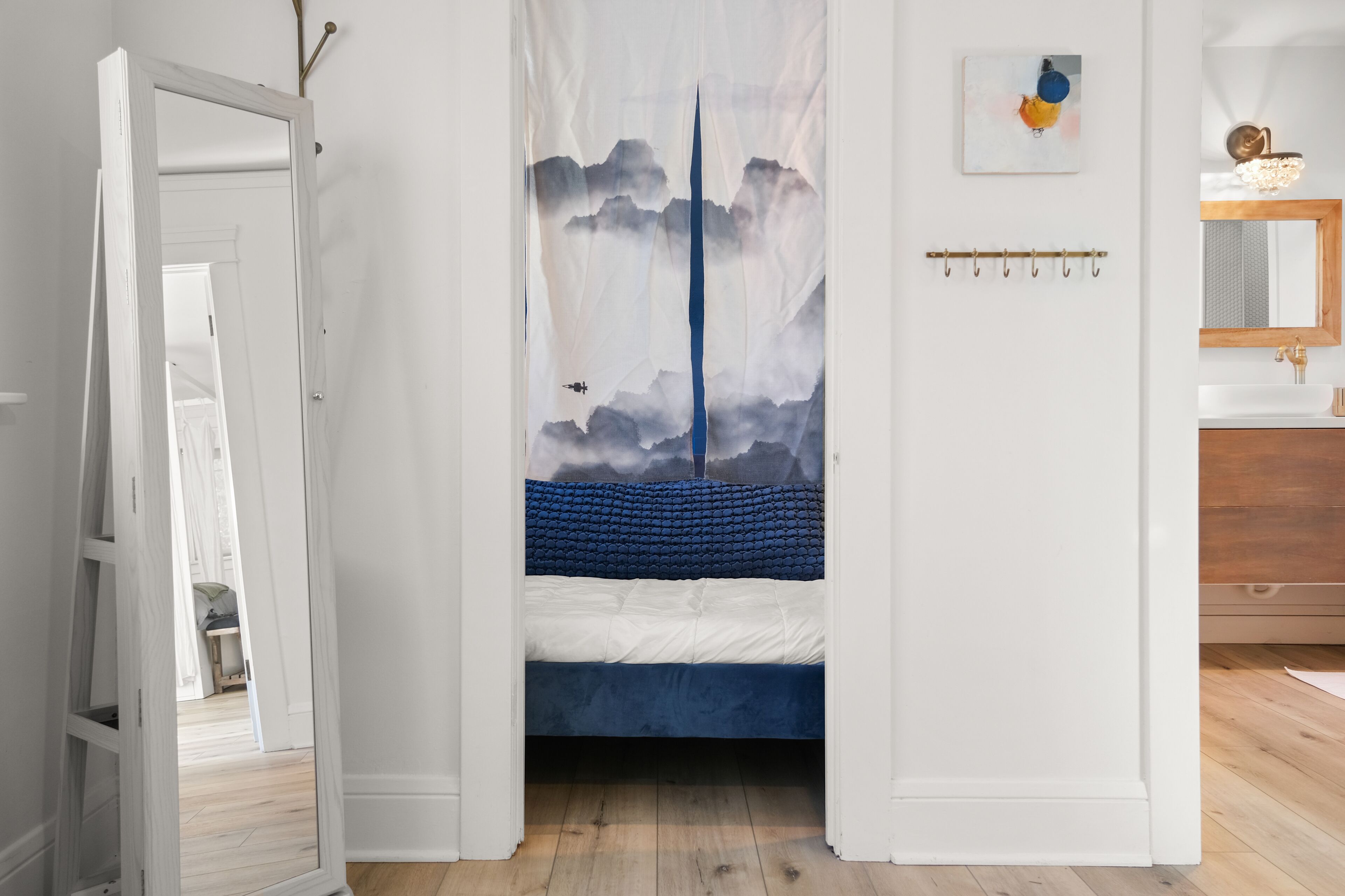 The Zen Den - Stockton, Ca