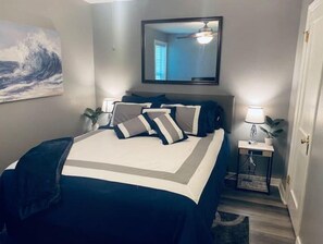2 habitaciones, escritorio, tabla de planchar con plancha y wifi gratis 