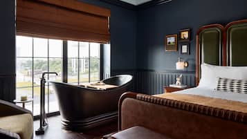 ํํธํ์ฐ์ค (The Penthouse Suite) | ๊ณ ๊ธ ์นจ๊ตฌ, ์ค๋ฆฌ/๊ฑฐ์ํธ ์ด๋ถ, ํ๋ก์ฐํ ์นจ๋, ๋ฏธ๋๋ฐ