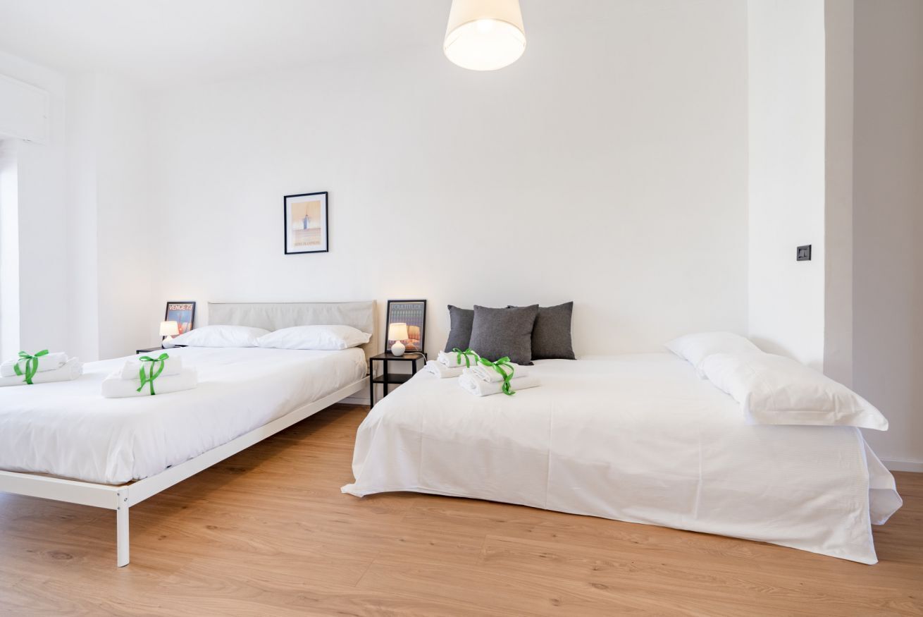 1 habitación, tabla de planchar con plancha y internet 