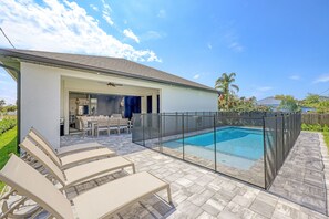 Beheizter Pool