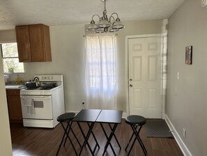 Fridge, microwave, oven, stovetop - “Atlanta On The Nile”  (Atlanta)