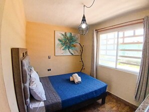Basic Suite | Free WiFi, bed sheets - Casa Salazar Durango (Durango)