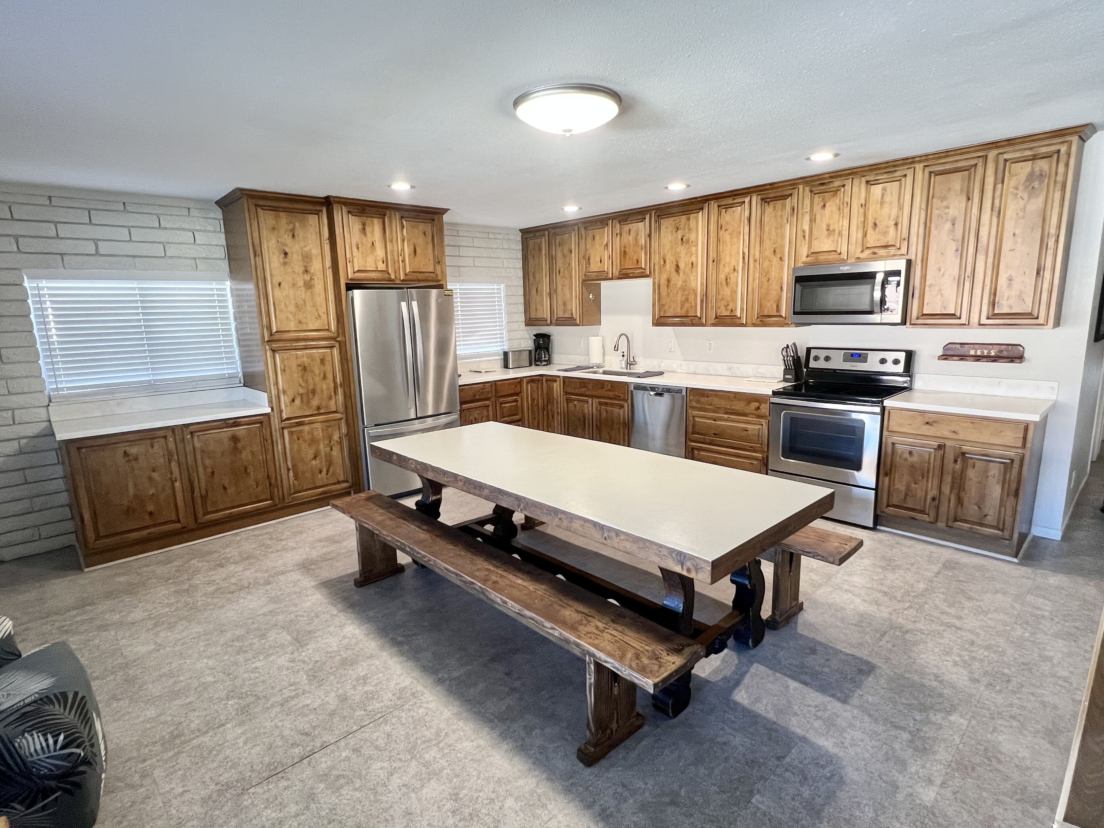 Parker Keys Waterfront Home with 50’ private dock, pool table and BBQ