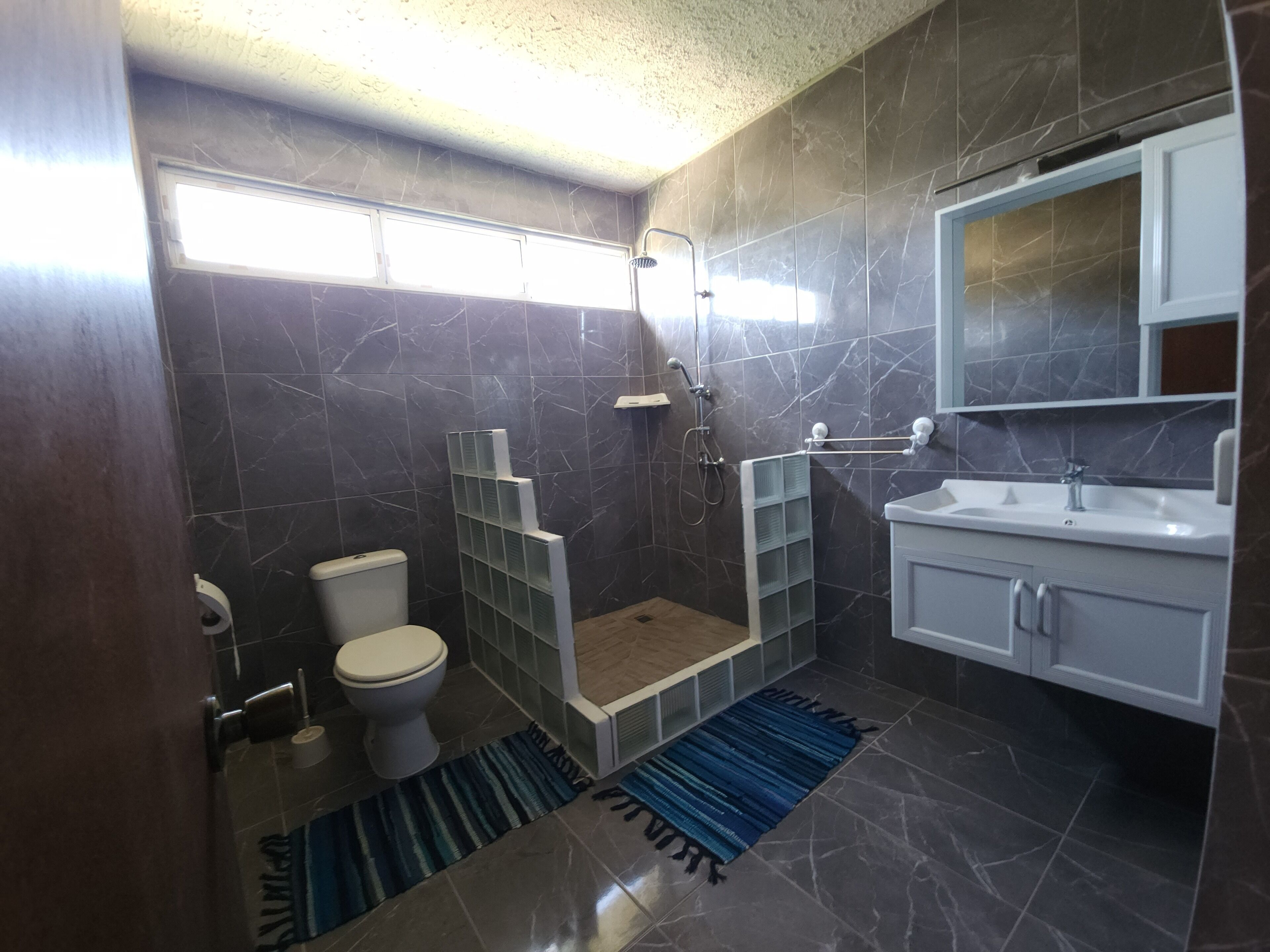 TAINA - Bord de lagon