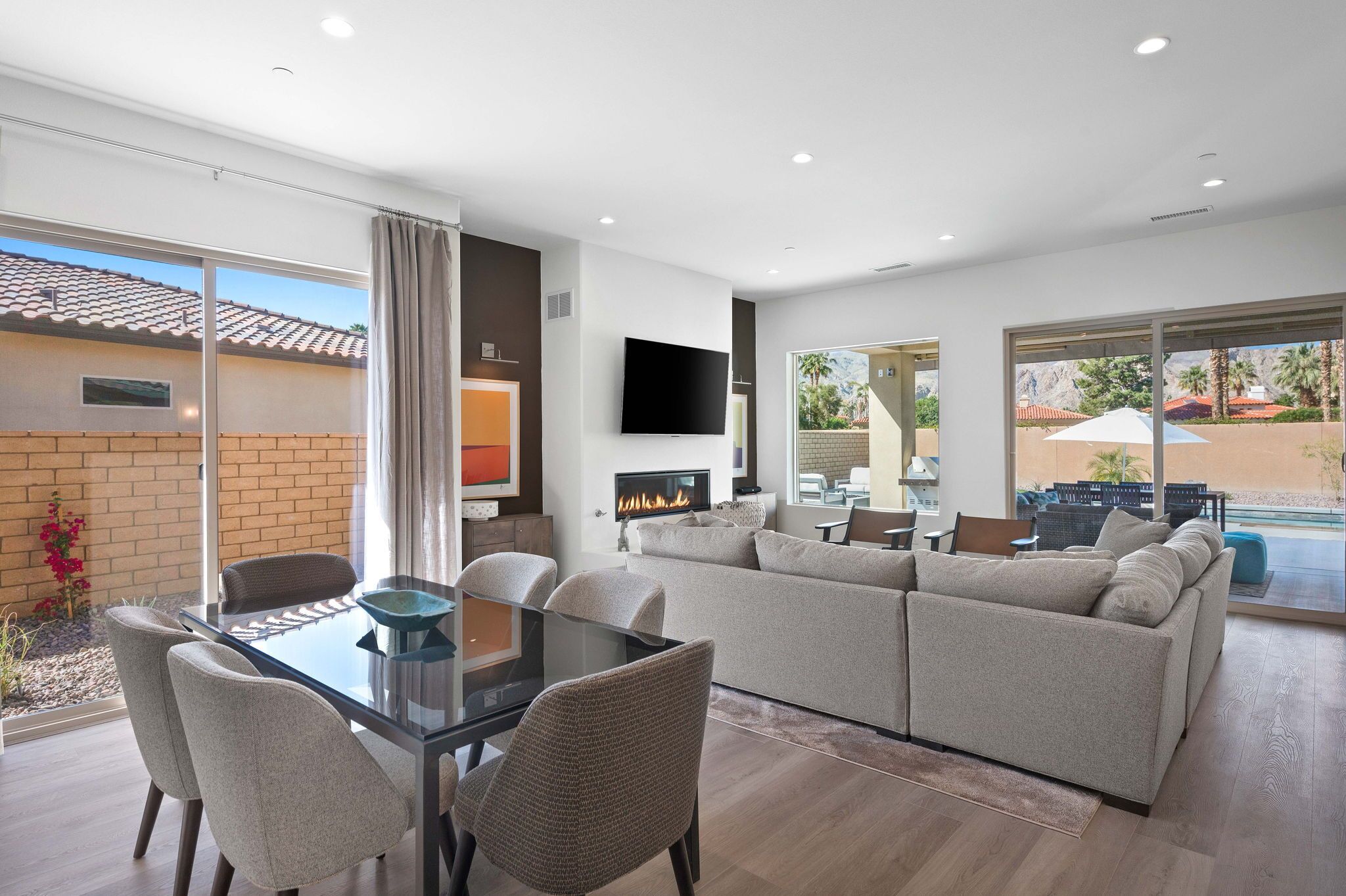 Brand New Home in PGA West Signature. Pool, Spa, and 3 King Beds