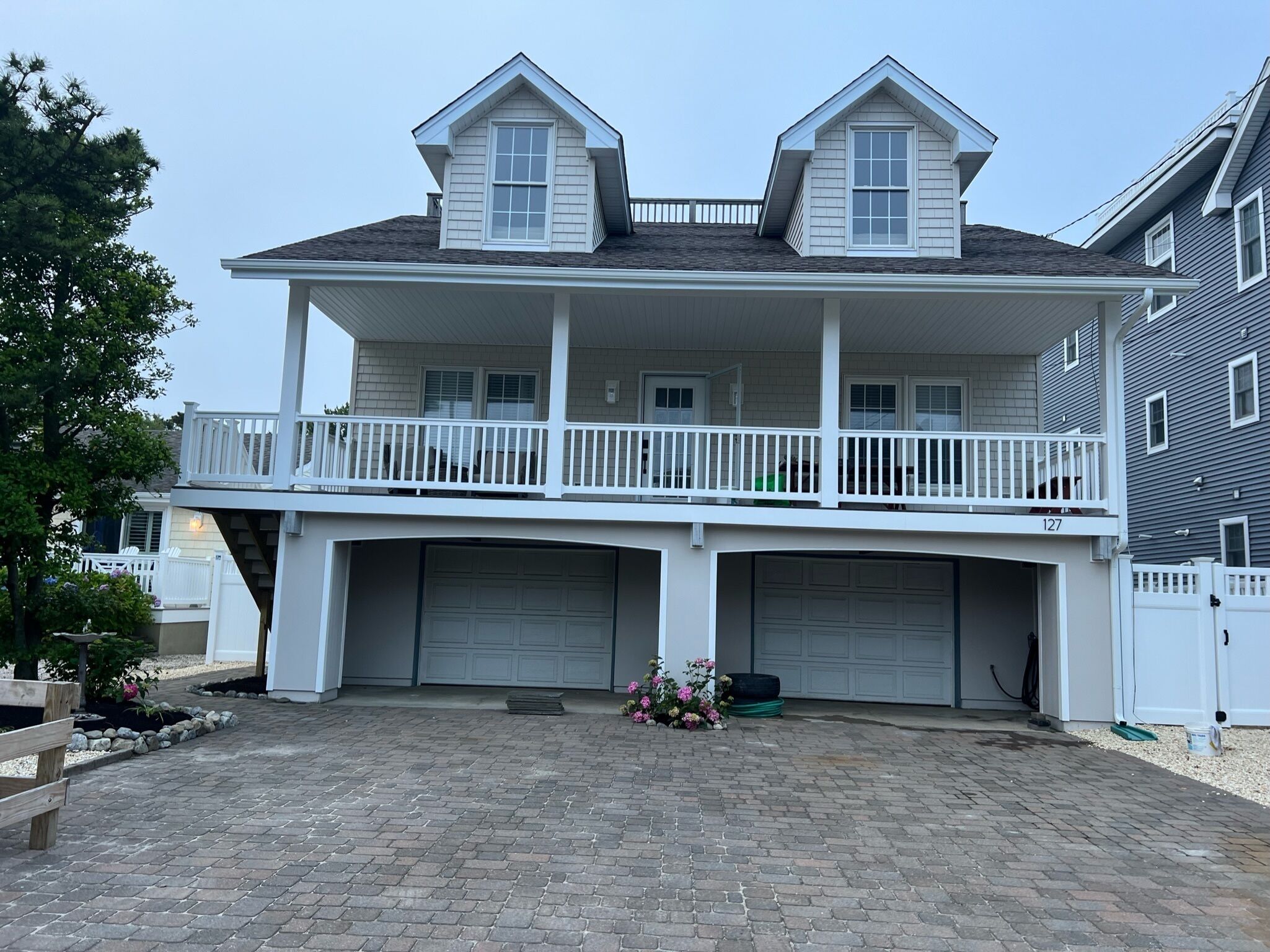 4 houses from the beach w/ brand new pool in LBI