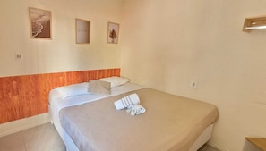 Basic Double or Twin Room | In-room safe, free WiFi - Matianellu (Rio de Janeiro)