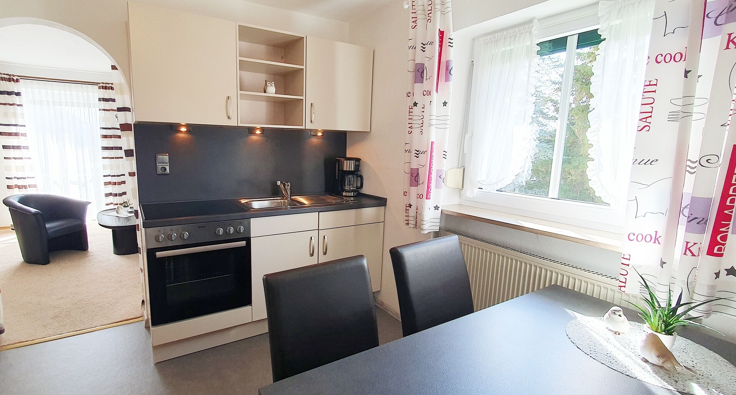 冰箱、烤箱、炉灶、茶具/咖啡用具