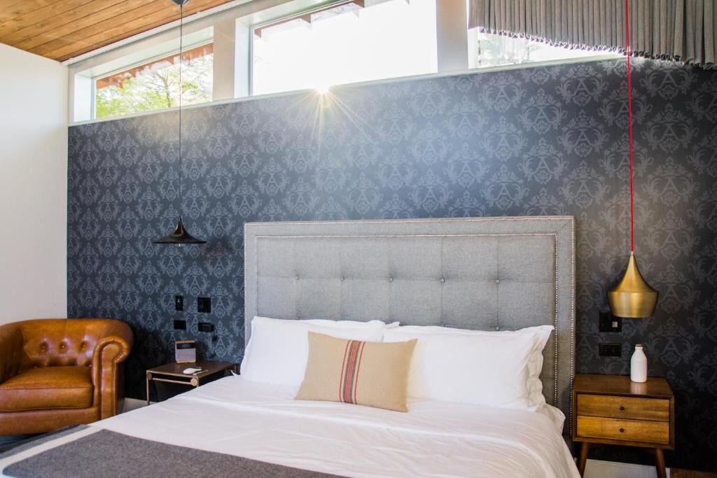 Just What You Were Looking For! Onsite Pool, Pet-Friendly Property