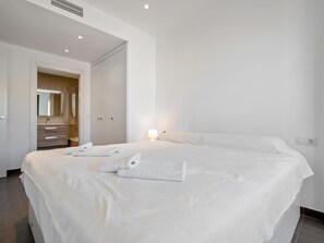 3 chambres, Wi-Fi, draps fournis