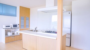 Villa - 3 sovrum - icke-rökare | Eget kök | Kylskåp, mikrovågsugn, spishäll och vattenkokare