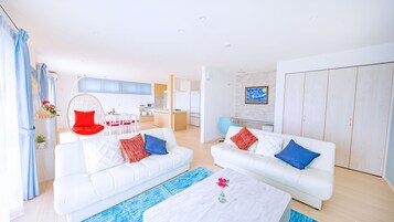 Villa, 3 Bedrooms, Non Smoking | 3 bedrooms, in-room safe, free WiFi, bed sheets