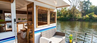 Fully-Equipped Boat 'Lisa' with Terraces