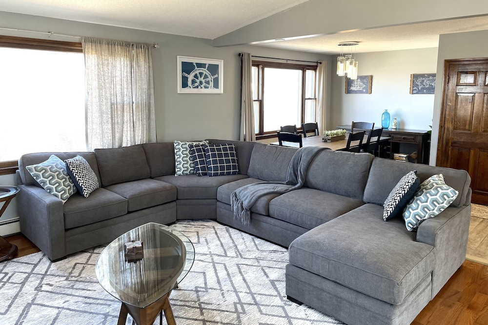 Lovely 3br apt in Gloucester, free parking