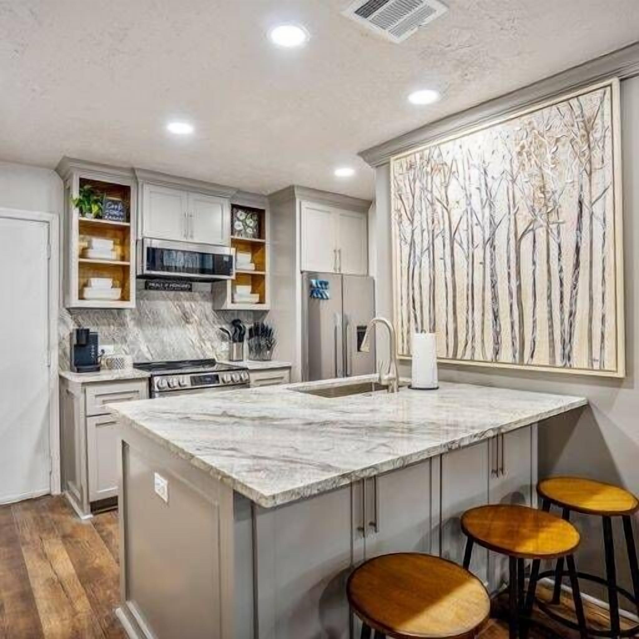 Royal Palm at Lake Conroe NO PARTIES NO SMOKING 1000k FINE