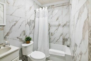Premium Apartment 1 | 浴室
