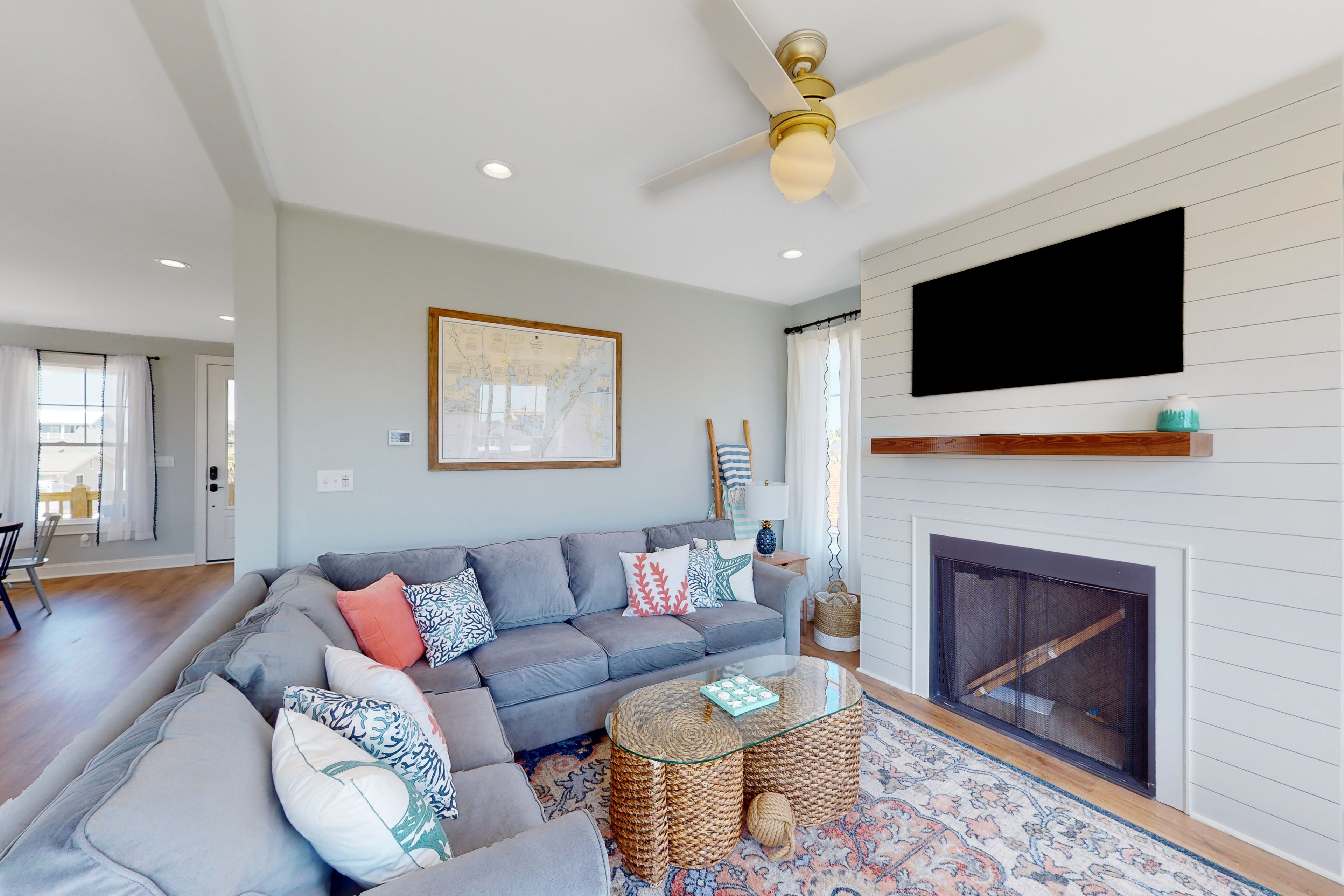 Inviting dog-friendly home close to beach with patio, fireplace, & W/D