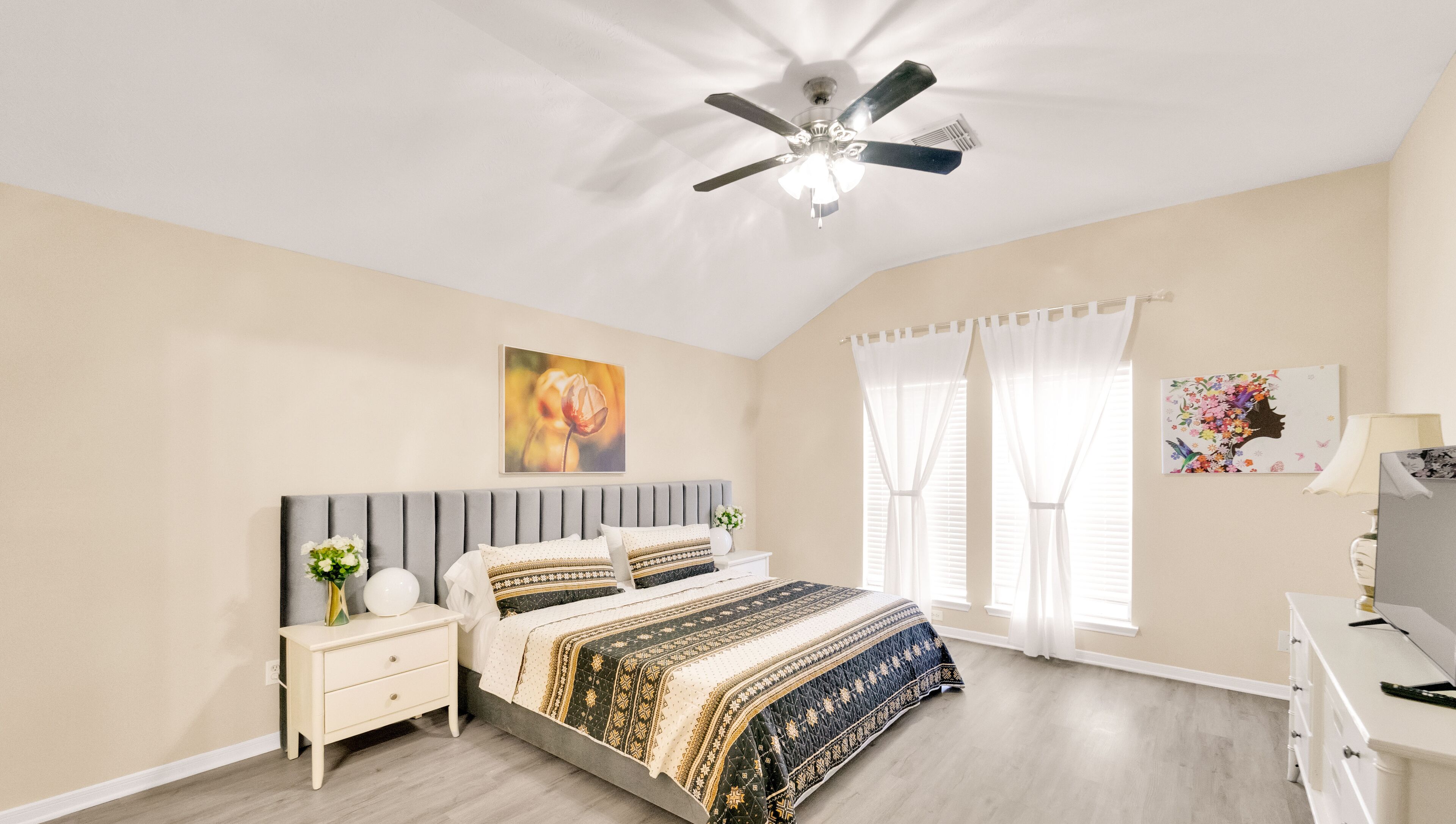 Luxury 4 Bedroom near Willowbrook Mall ❤️ ⭐