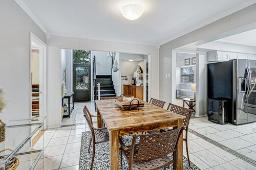 Well-appointed home with a pool, children's items, fireplace, washer/dryer, & AC