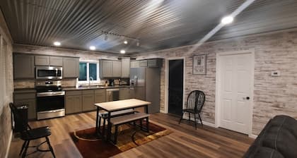 Buffalo River Paddle N Play Hideaway