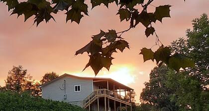 Buffalo River Paddle N Play Hideaway