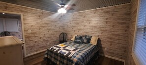 2 makuuhuonetta, vuodevaatteet