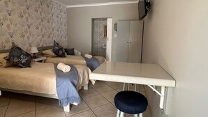 Room - Cozy Crner, home away from home, near from pristine beaches num2 (Langebaan)
