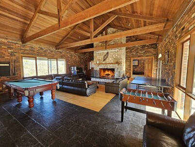Peninsulas largest group accommodation. Relax & catch up with friends or family.