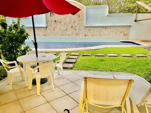 Outdoor dining - Gorgeous 8 People Economy Villa With Pool Playacar Phase 2 (Playa del Carmen)