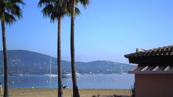 Playa en los alrededores