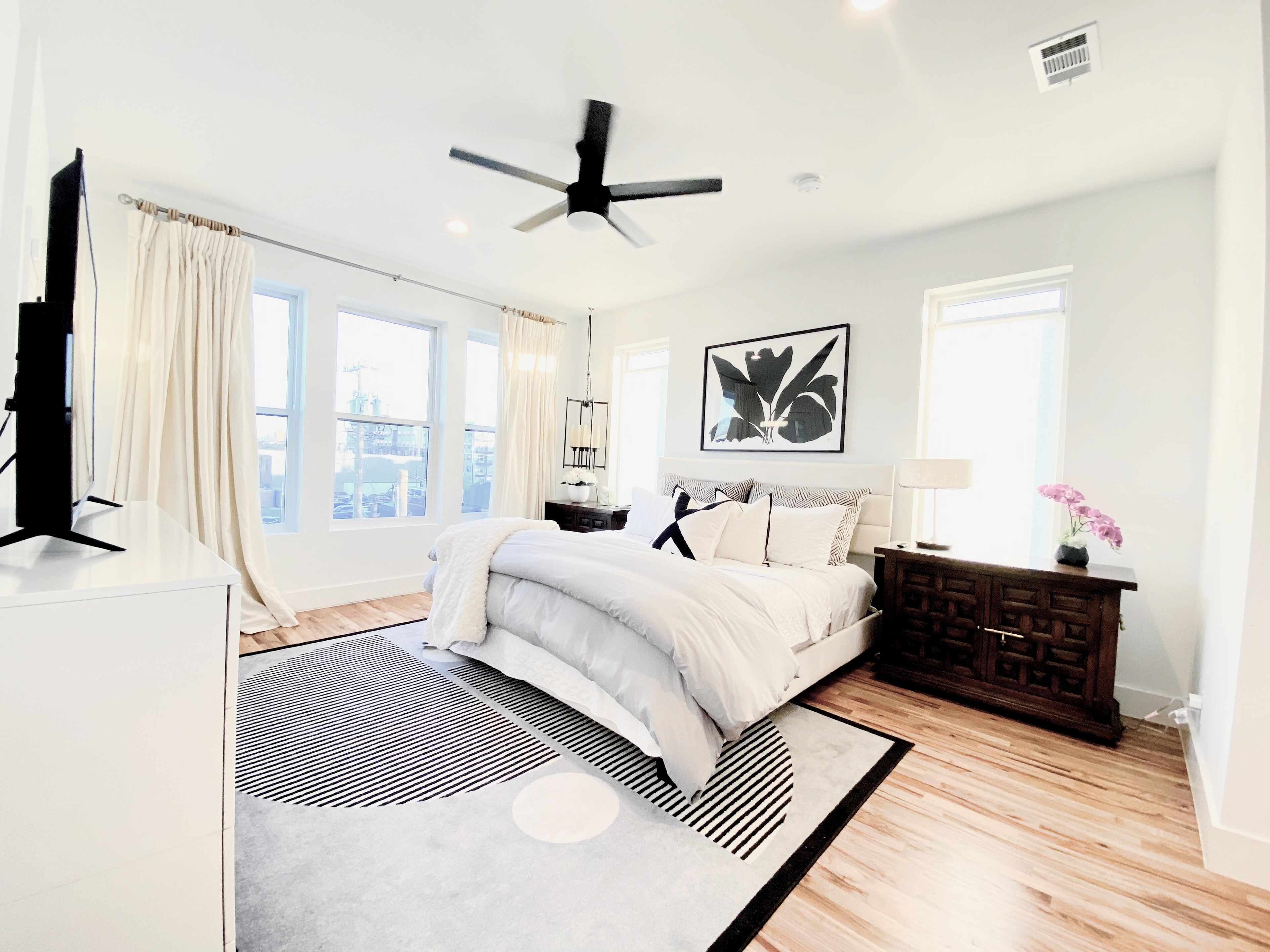 2 Ultra Luxury Smart Homes Side-By-Side