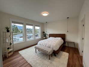 4 chambres, fer et planche à repasser, Wi-Fi gratuit, draps fournis